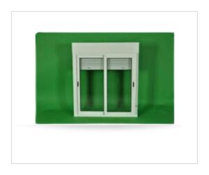 Ventana corredera de dos hojas con persiana de aluminio